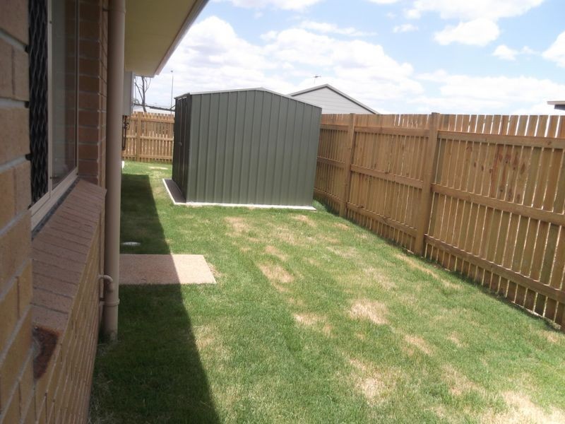 20 Jane Crescent, Gracemere QLD 4702