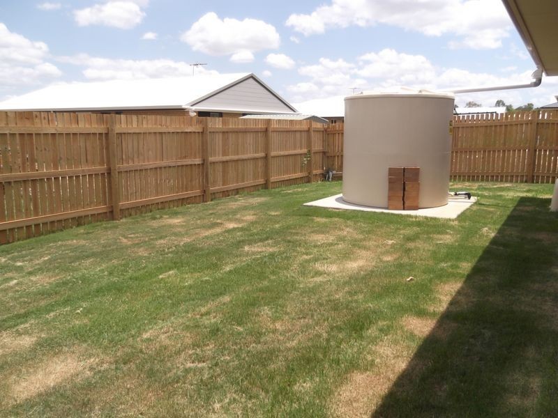 20 Jane Crescent, Gracemere QLD 4702