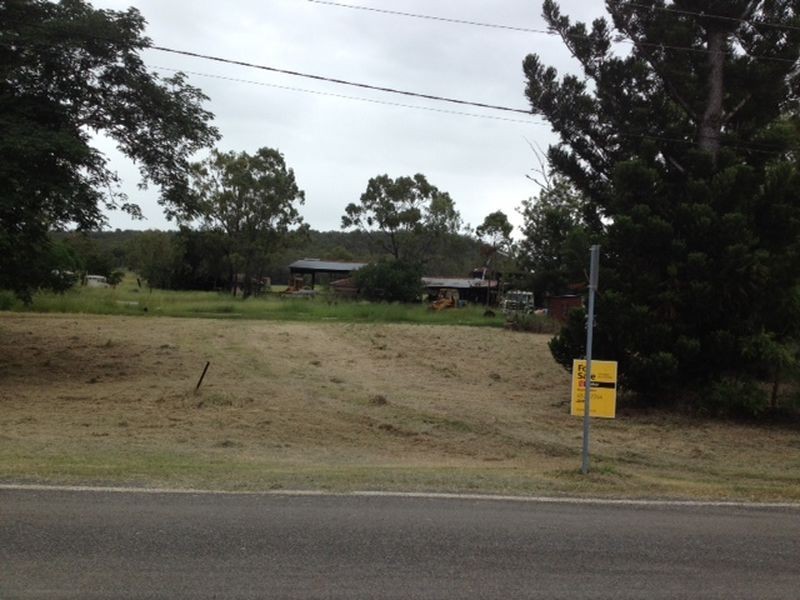 6 Leichhardt Highway, Wowan QLD 4702