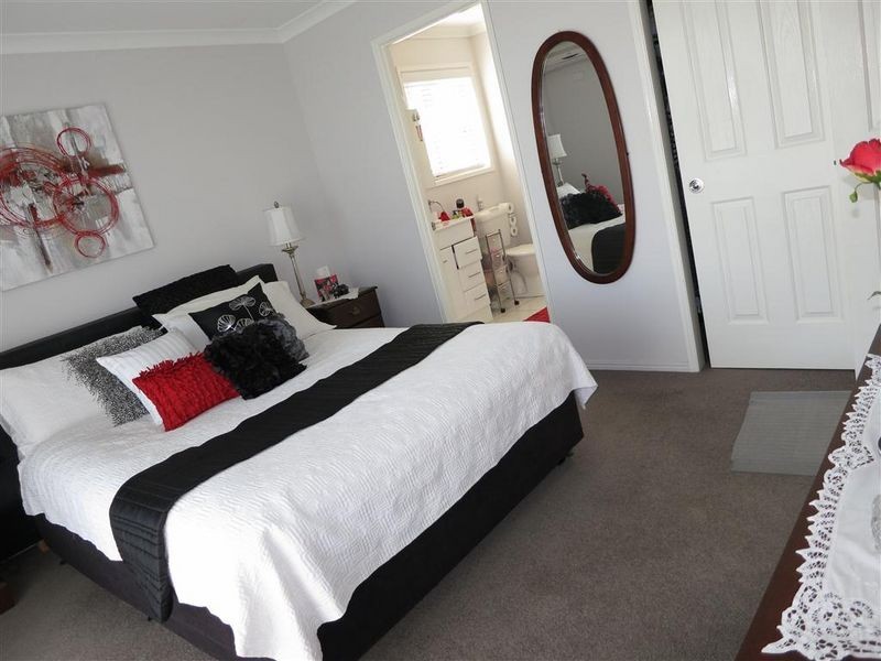 16 Cunningham Court, Gracemere QLD 4702