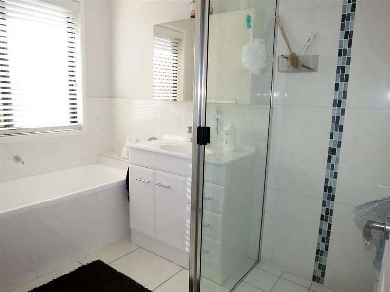 16 Cunningham Court, Gracemere QLD 4702