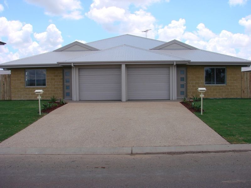 2/181 Lucas Street, Gracemere QLD 4702