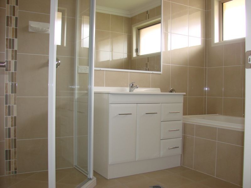 7 Premier Court, Gracemere QLD 4702