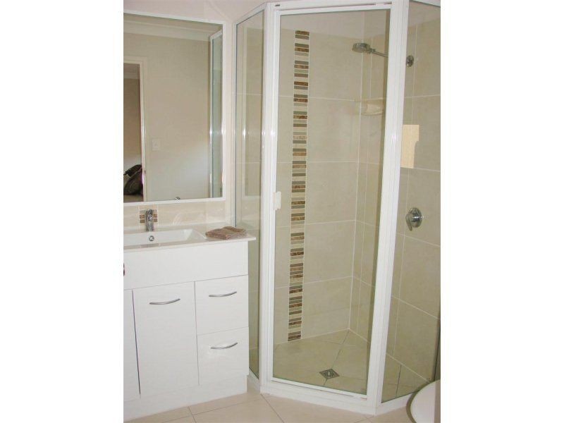 1/31 Leichhardt Drive, Gracemere QLD 4702