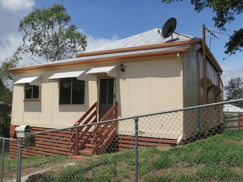 18 Pattison Street, Mount Morgan QLD 4714