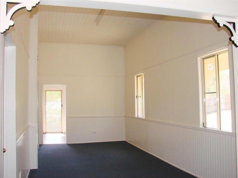 18 Pattison Street, Mount Morgan QLD 4714