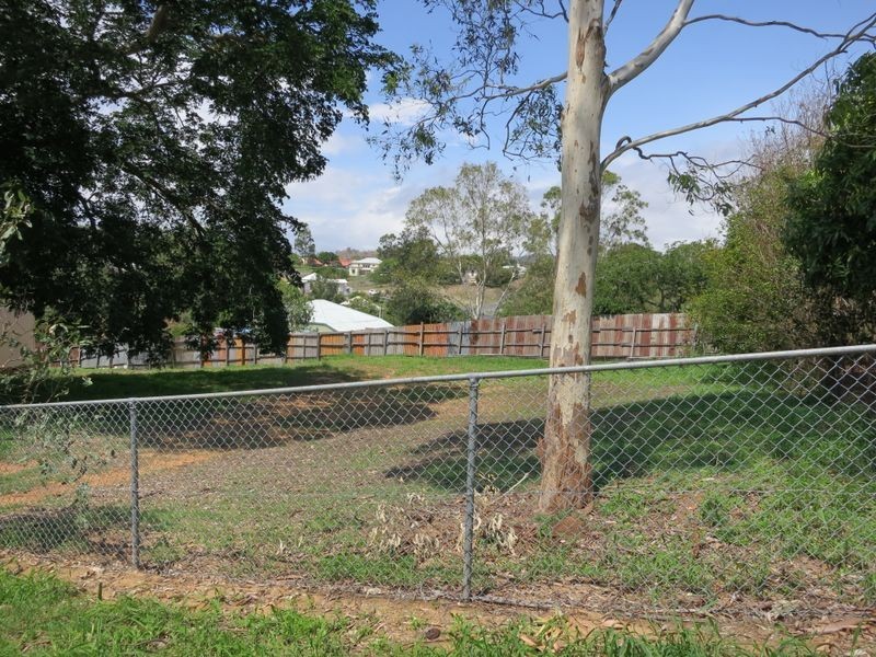 18 Pattison Street, Mount Morgan QLD 4714