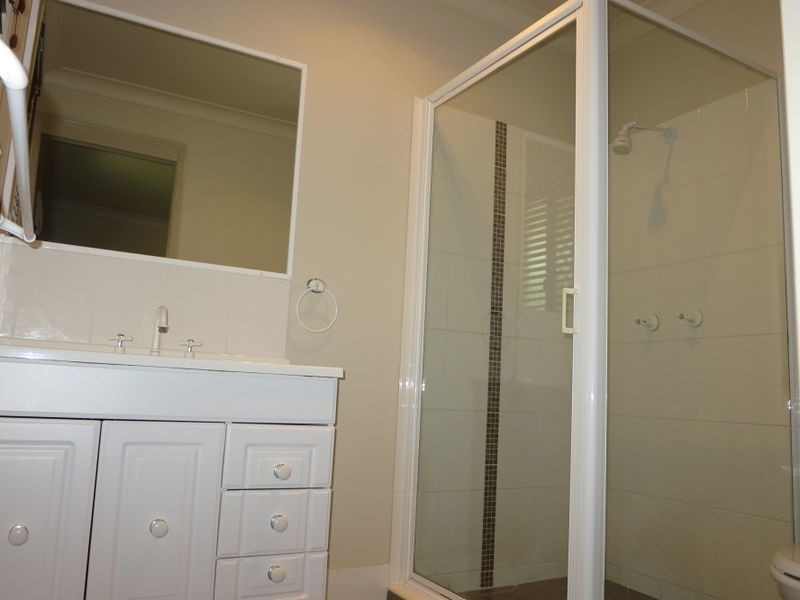 17 Lillypilly Avenue, Gracemere QLD 4702