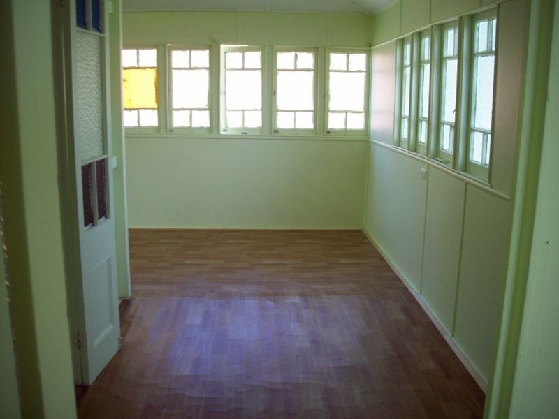 153 High Street, Berserker QLD 4701