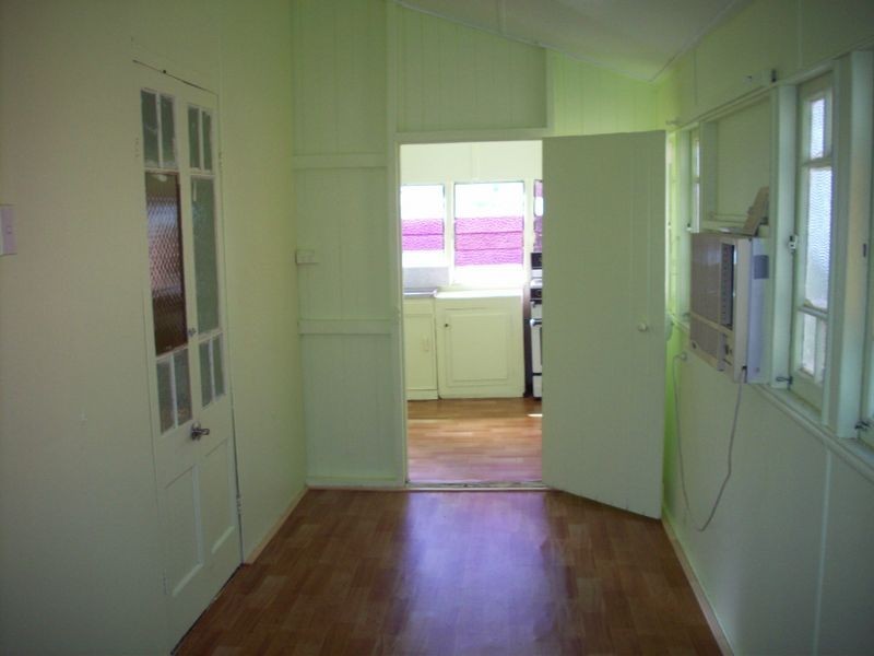 153 High Street, Berserker QLD 4701