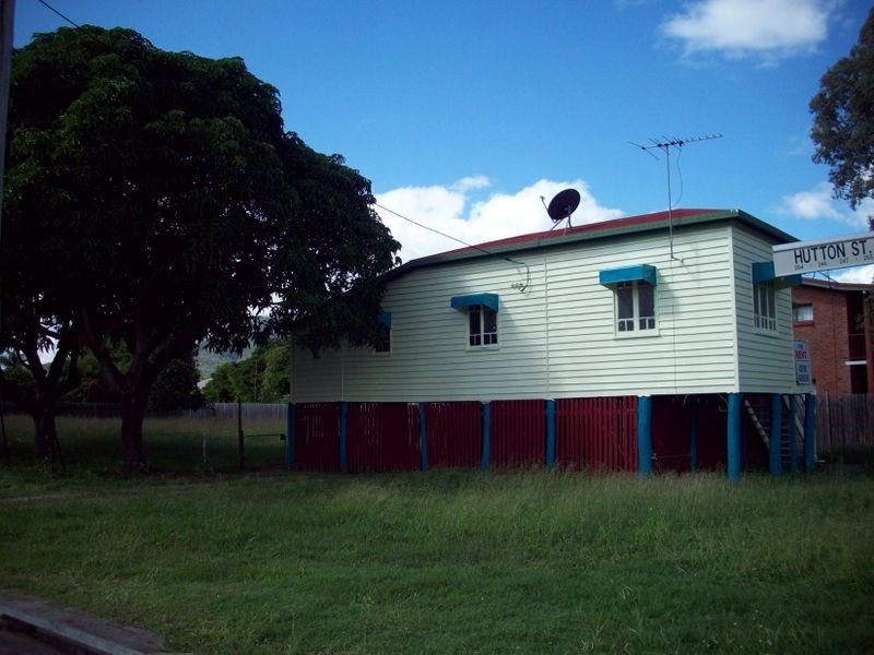 153 High Street, Berserker QLD 4701