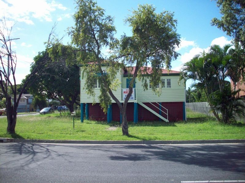 153 High Street, Berserker QLD 4701