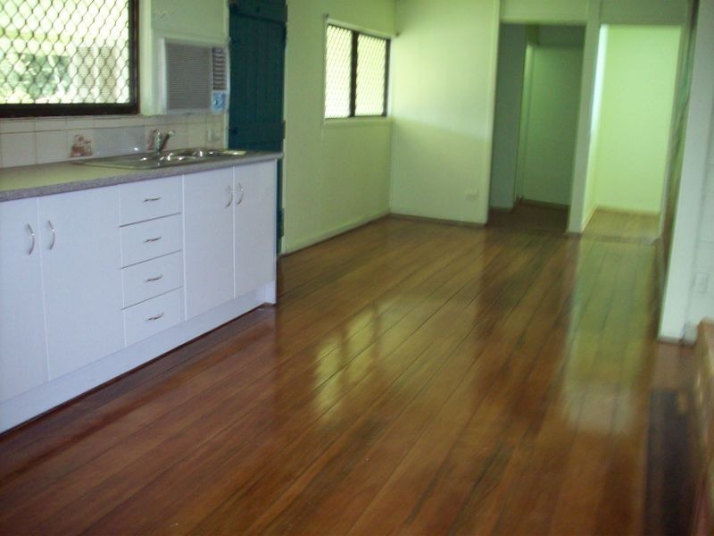 111 High Street, Berserker QLD 4701