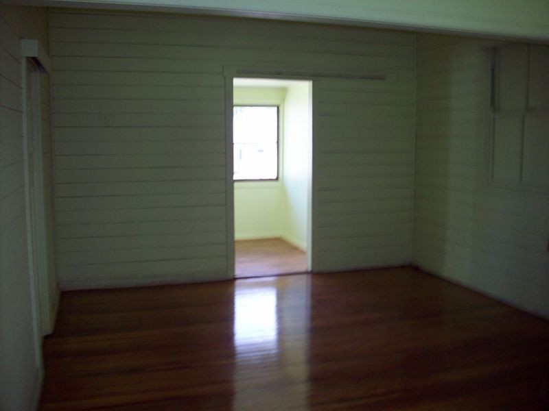 111 High Street, Berserker QLD 4701