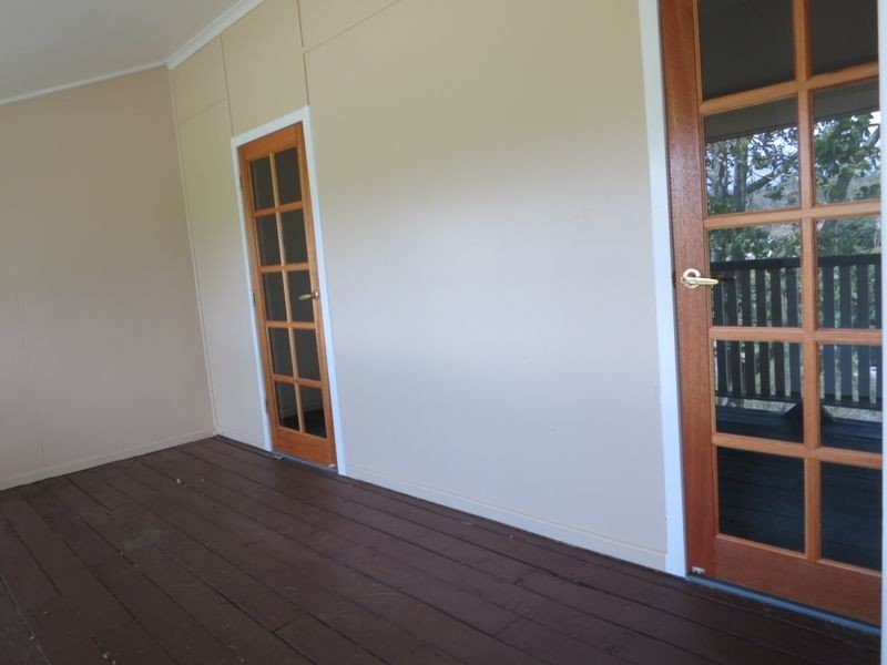 18 Hall Street South, Mount Morgan QLD 4714