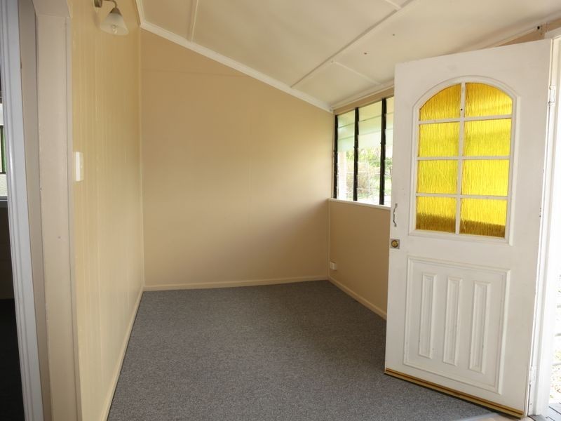 18 Hall Street South, Mount Morgan QLD 4714
