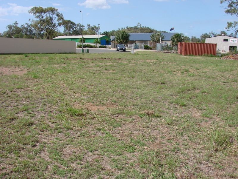 8 Alexander Court, Gracemere QLD 4702