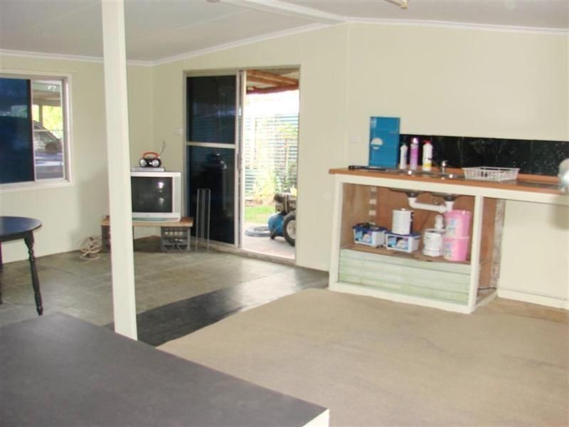 51146 Burnett Highway, Baree QLD 4714