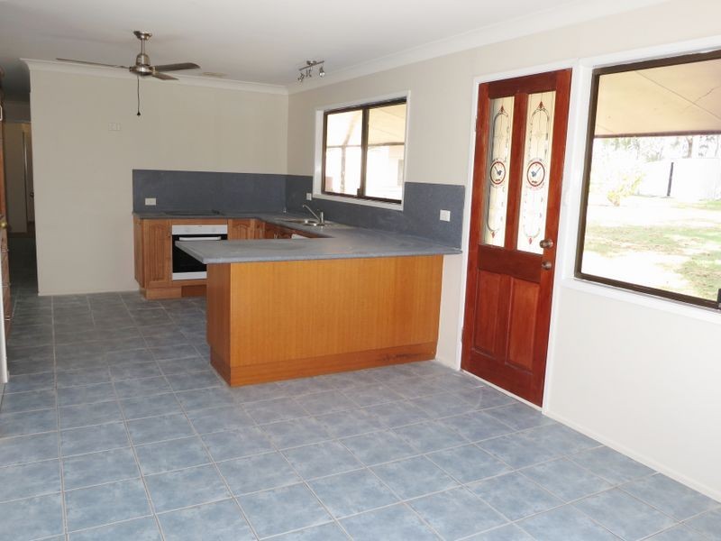 2028 Emu Park Road, Tungamull QLD 4702