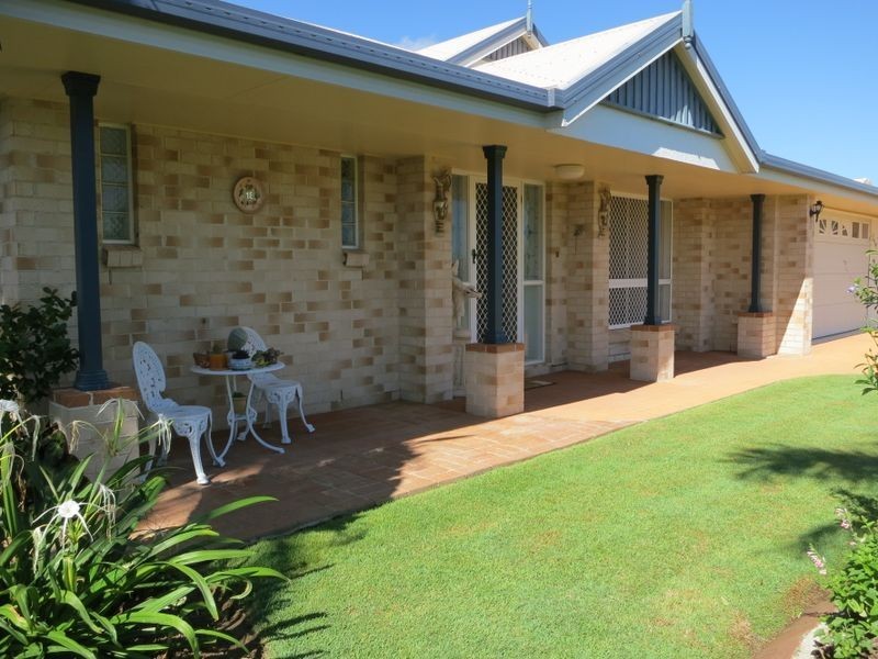 18 Sunrise Crescent, Gracemere QLD 4702