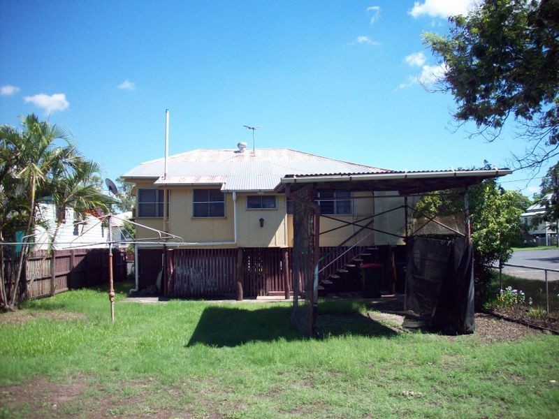 105 Wood Street, Depot Hill QLD 4700