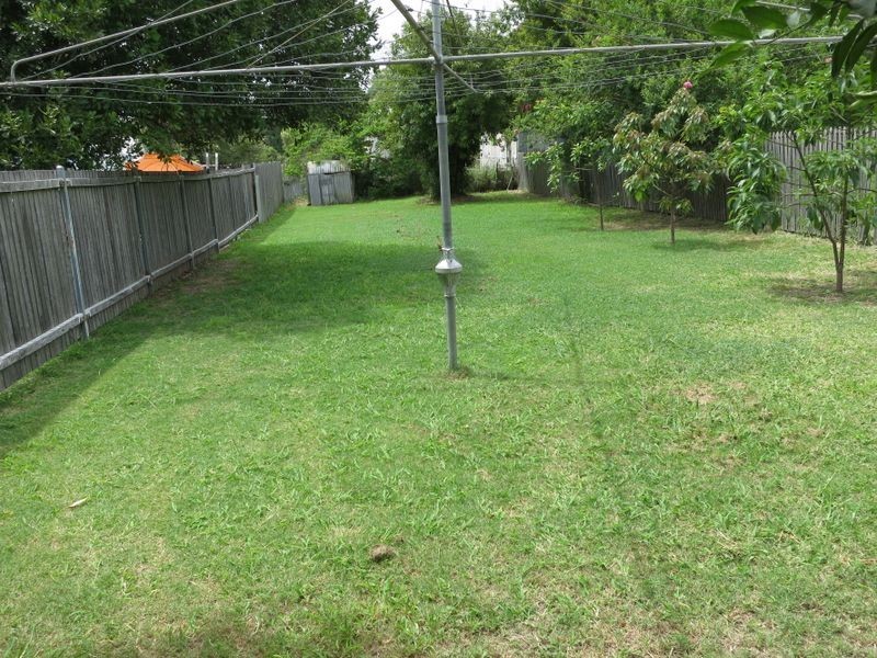 43 Dee Street, Mount Morgan QLD 4714