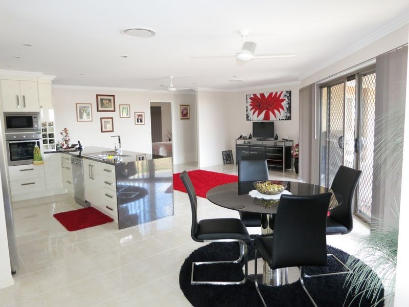 38 Jamie Crescent, Gracemere QLD 4702