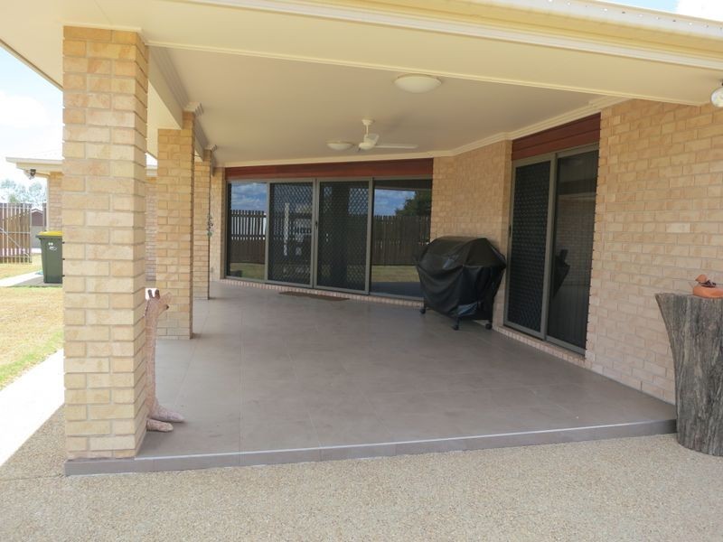 38 Jamie Crescent, Gracemere QLD 4702