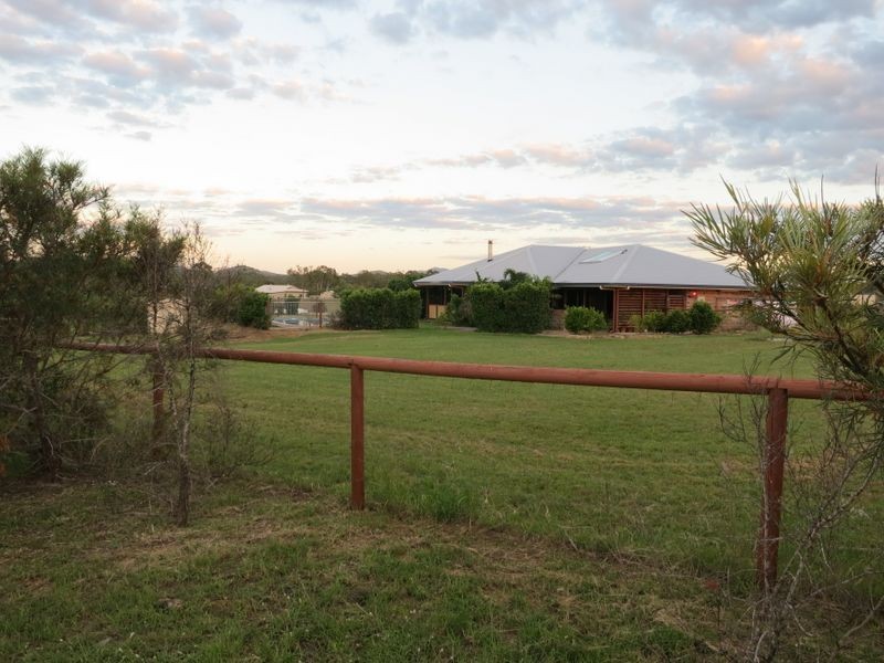 24 Sturt Drive, Glendale QLD 4711