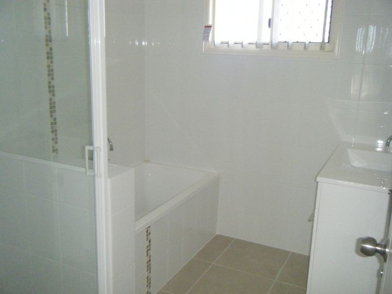 17 Webster Street, Gracemere QLD 4702