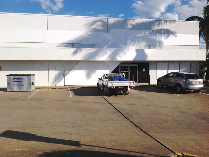 415 Yaamba Road, Park Avenue QLD 4701