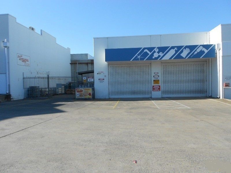 415 Yaamba Road, Park Avenue QLD 4701