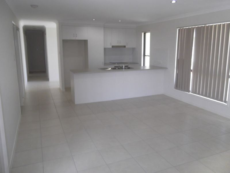 38 Marc Crescent, Gracemere QLD 4702