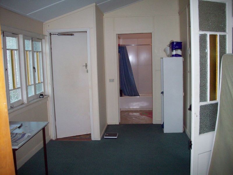 20 Henderson Street, Park Avenue QLD 4701