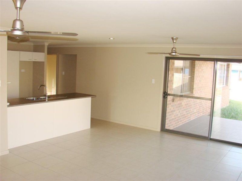 3 Flinders Court, Gracemere QLD 4702