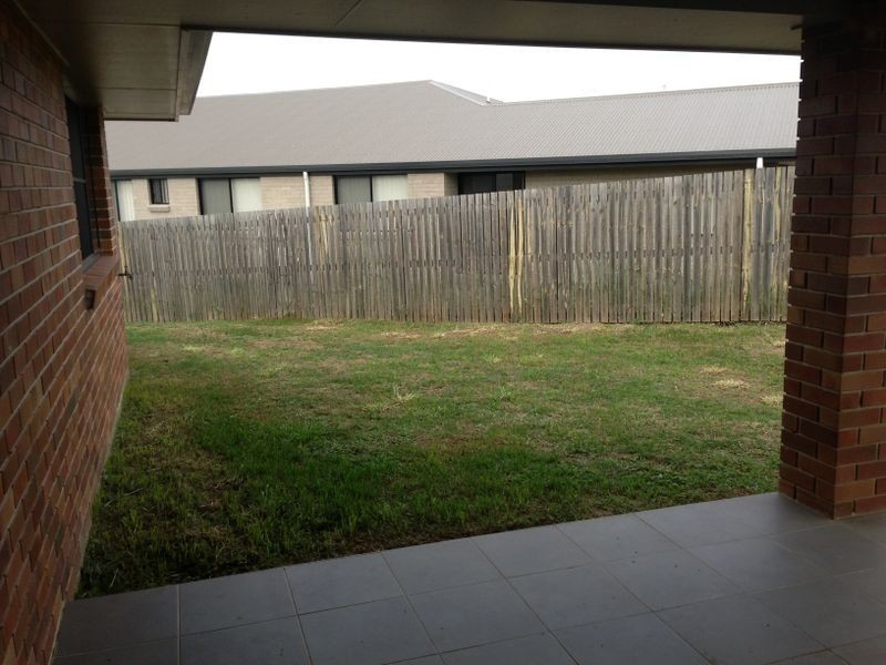 3 Flinders Court, Gracemere QLD 4702