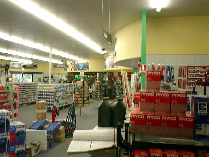 387 Yaamba Road, Park Avenue QLD 4701