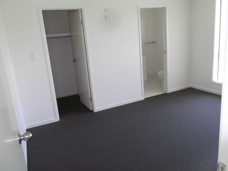 39 Amy Street, Gracemere QLD 4702