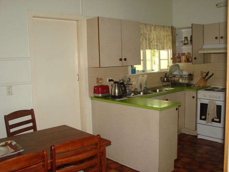 78 Livingstone Street, Berserker QLD 4701