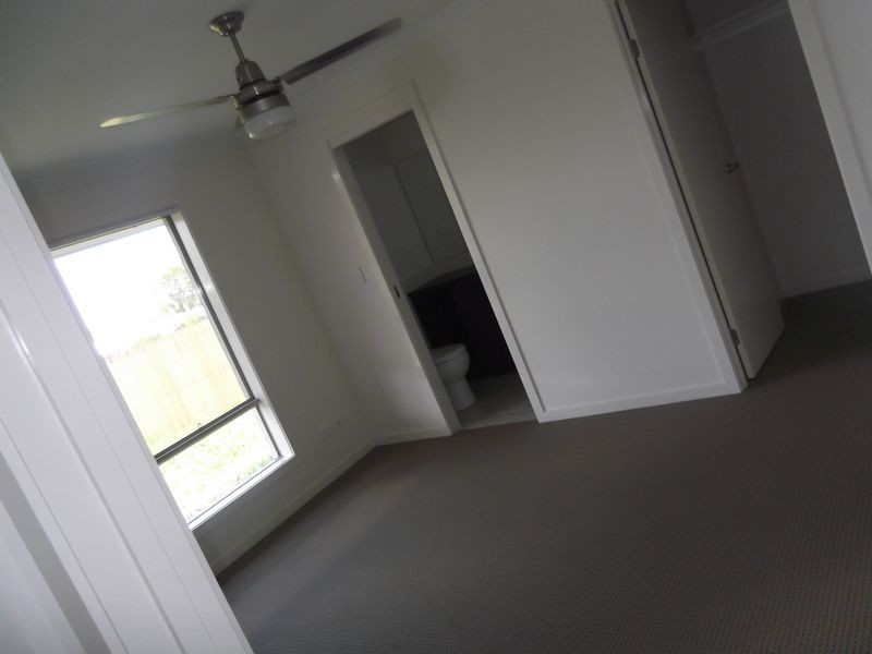 11 Taramoore Road, Gracemere QLD 4702