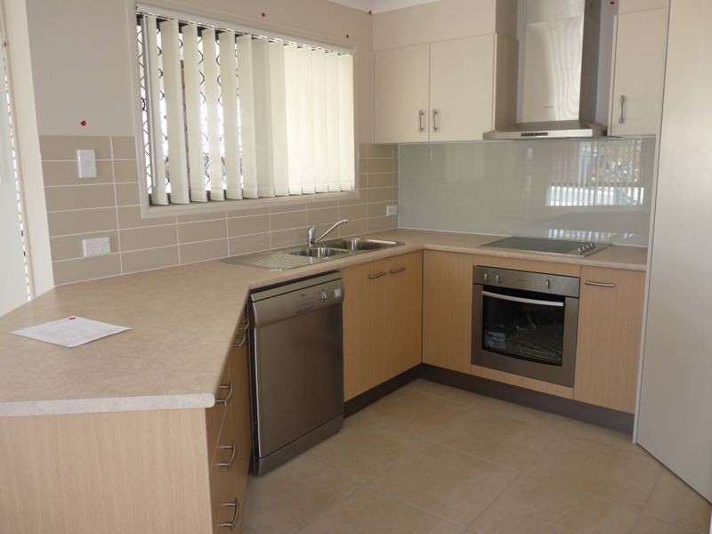 222/ John Oxley Drive, Gracemere QLD 4702