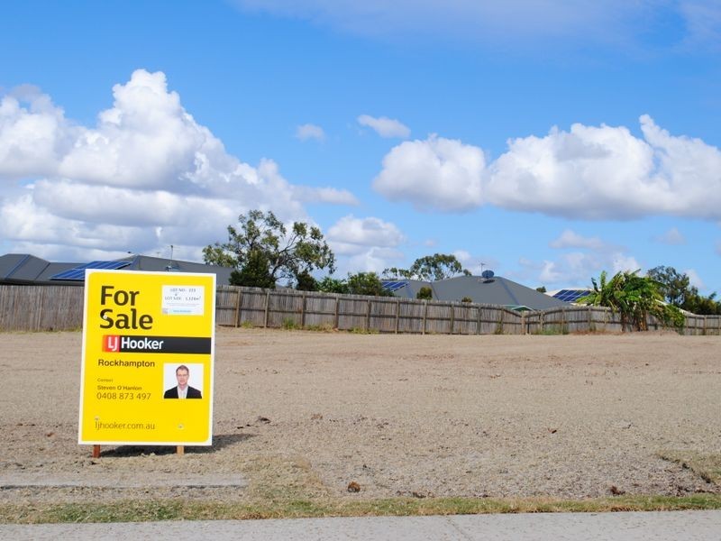 223/ John Oxley Drive, Gracemere QLD 4702