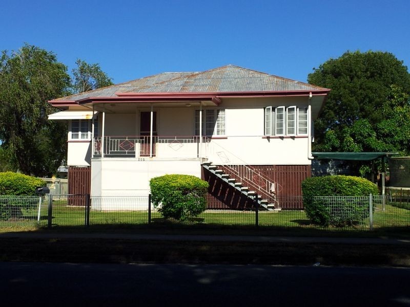 205 Berserker Street, Berserker QLD 4701