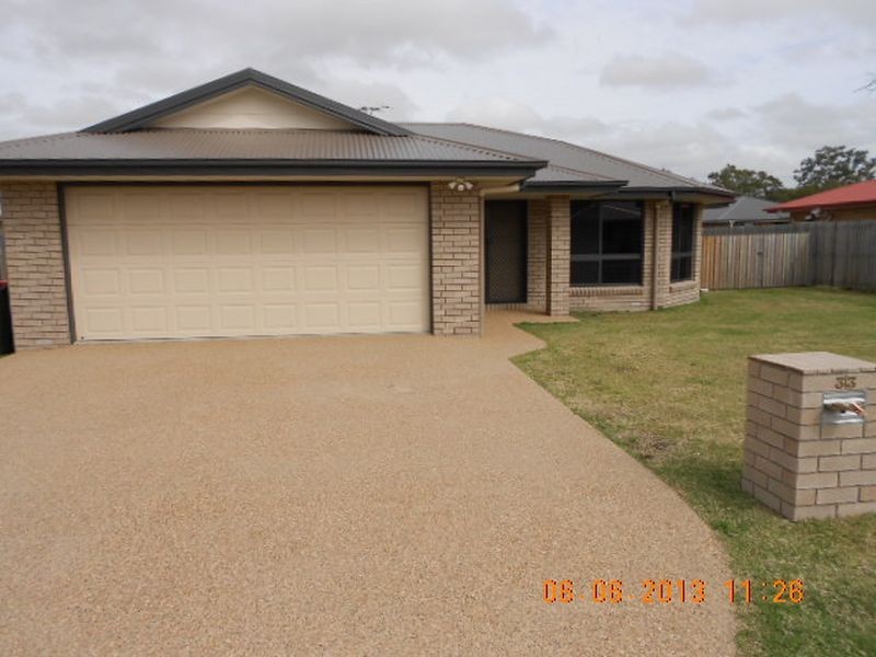 33 Riley Drive, Gracemere QLD 4702