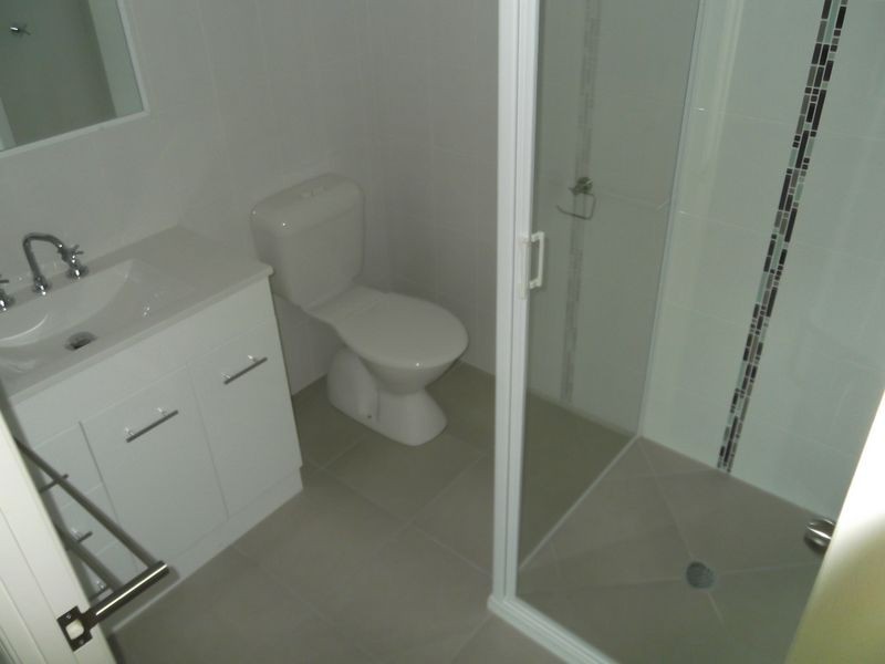 33 Riley Drive, Gracemere QLD 4702