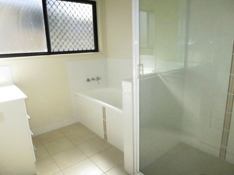 4 Abby Drive, Gracemere QLD 4702