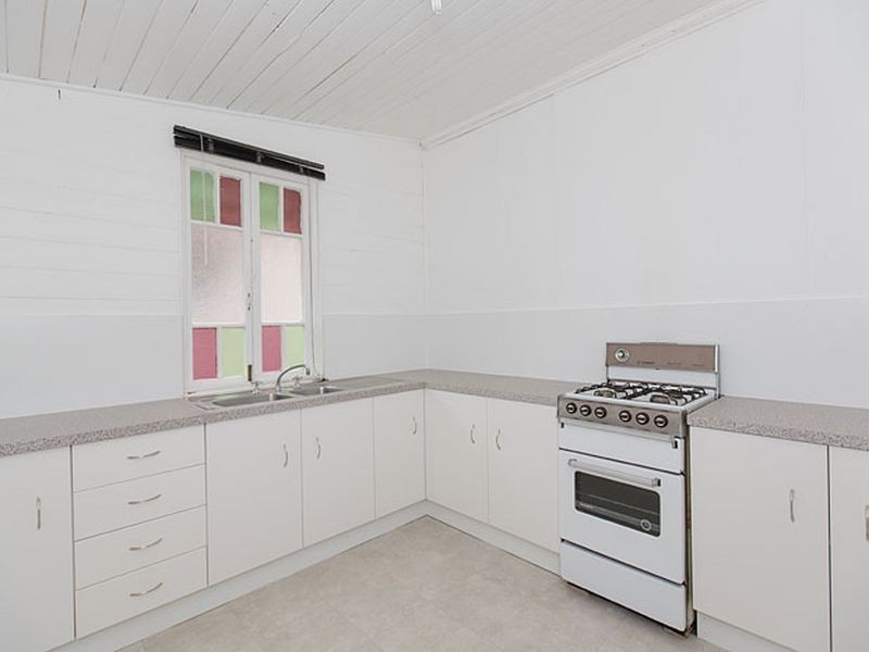 89 Nobbs Street, Berserker QLD 4701