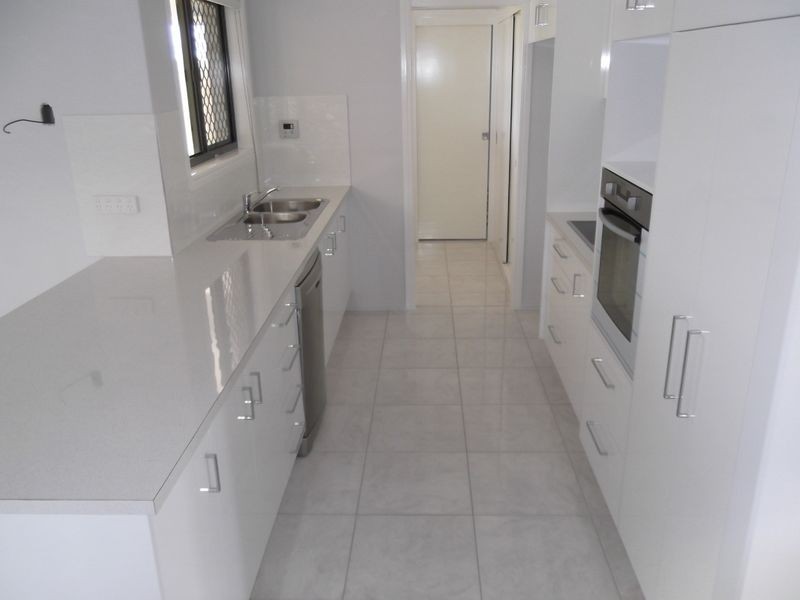 4 Boatwright Avenue, Gracemere QLD 4702