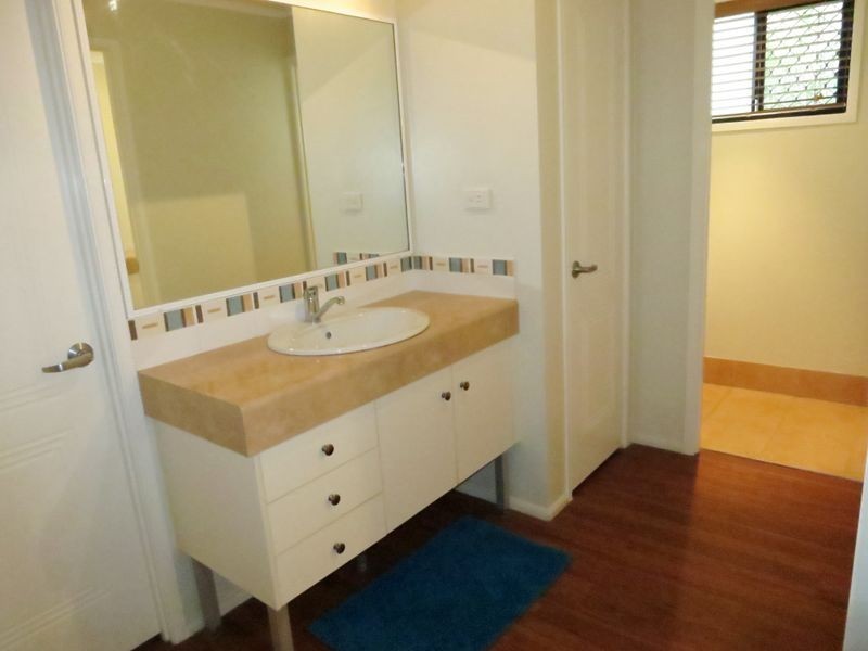 84 Windsor Street, Gracemere QLD 4702
