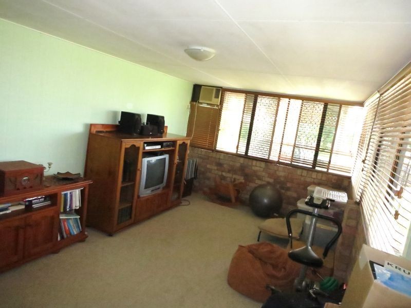 81 Old Capricorn Highway, Gracemere QLD 4702